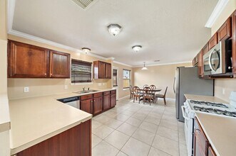 6503 Holly Cove Ln in Katy, TX - Building Photo - Building Photo