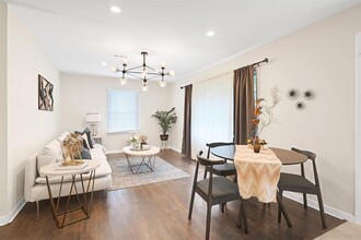 1441 Murray Bay St in Houston, TX - Building Photo - Building Photo