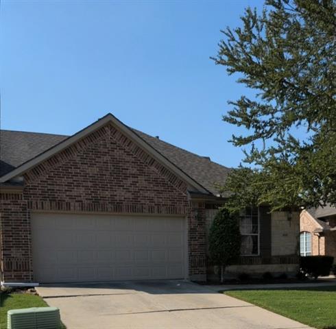 1848 Sandpiper Ln in Carrollton, TX - Building Photo