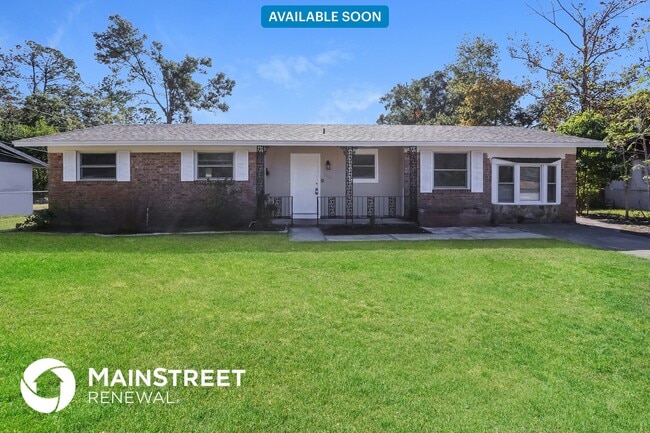 property at 7912 Dalehurst Dr S