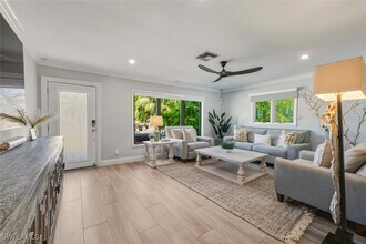 530-108 108th Ave N in Naples, FL - Building Photo - Building Photo