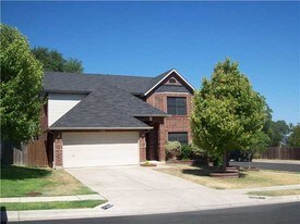 11420 Midbury Ct in Austin, TX - Building Photo