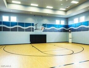 3296 Pacific Dr in Naples, FL - Building Photo - Building Photo