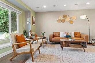 8655 E Monte Vista Rd in Scottsdale, AZ - Building Photo - Building Photo