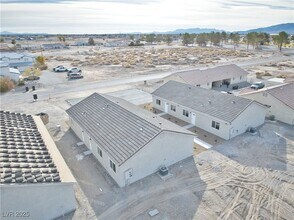 610 San Lorenzo St, Unit 2 in Pahrump, NV - Building Photo - Building Photo