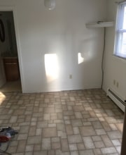 121 W Colebrook St in Manheim, PA - Building Photo - Building Photo