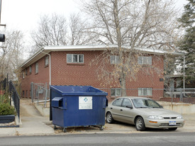 5795 S Bannock St in Littleton, CO - Foto de edificio - Building Photo