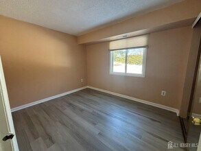 2015 Aspen Dr in Plainsboro, NJ - Building Photo - Building Photo