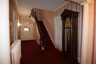 30 Kay St-Unit -4 in Newport, RI - Foto de edificio - Building Photo