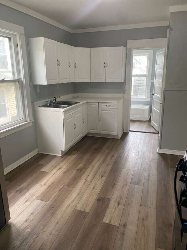 3540 W 61st St in Cleveland, OH - Building Photo - Building Photo