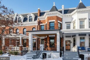 32 Adams St NW in Washington, DC - Building Photo