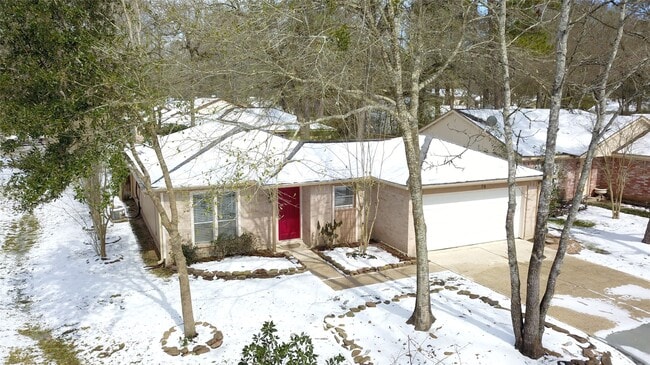 property at 76 S Wavy Oak Cir