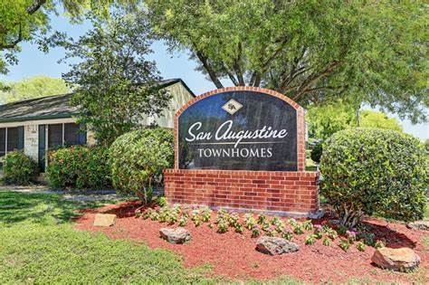 1207 Lyric Ln in Pasadena, TX - Foto de edificio