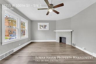 3215 W 100th St in Cleveland, OH - Foto de edificio - Building Photo