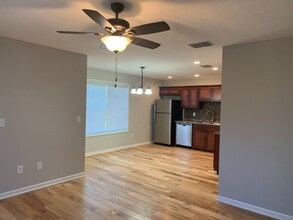 202 Broadrick St in Tullahoma, TN - Building Photo - Building Photo