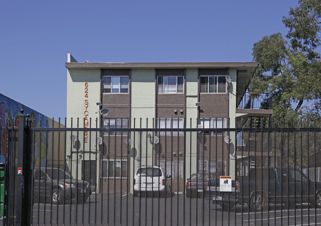 Sycamore Grande in Oakland, CA - Building Photo - Building Photo