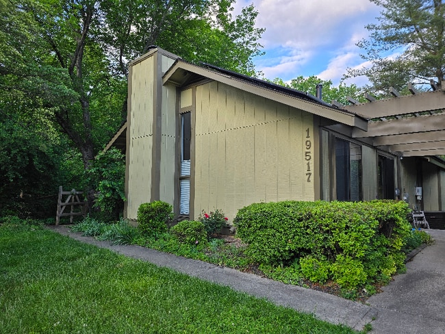 19517 Tiber Ct in Gaithersburg, MD - Building Photo - Building Photo