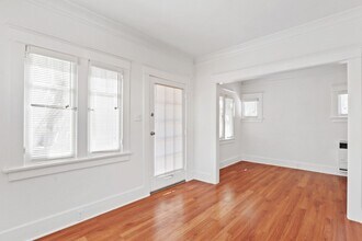2719 Broadway Ave in Santa Monica in Santa Monica, CA - Building Photo - Building Photo