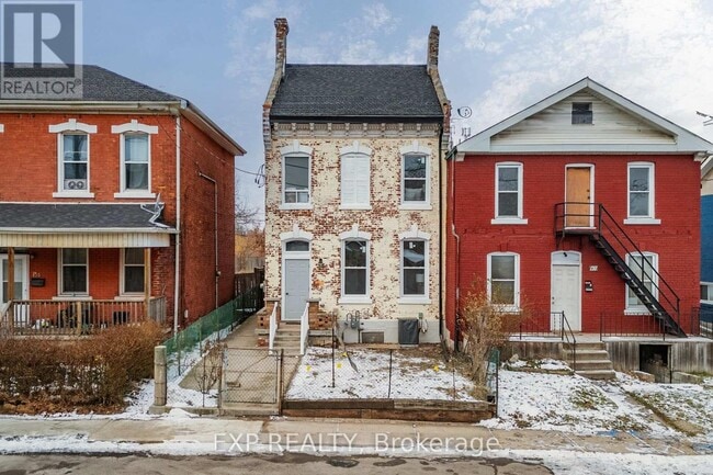 property at 125 Cathcart St