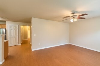 13203 County Rd 748 in Rosharon, TX - Building Photo - Building Photo