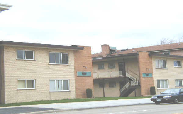 Park Place Apartments in Evergreen Park, IL - Building Photo