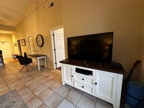 16450 Millstone Cir in Ft. Myers, FL - Building Photo - Building Photo