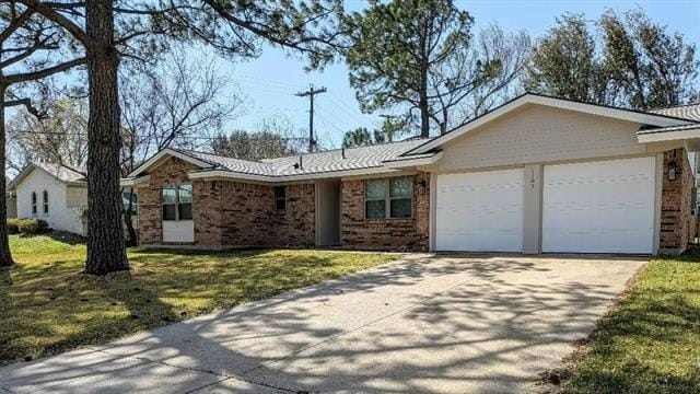 property at 1105 Sherwood Dr