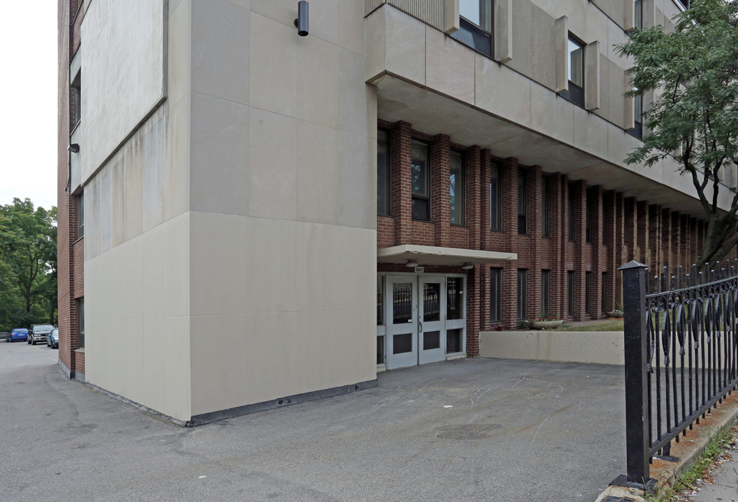 Terraces on John in Hamilton, ON - Building Photo