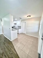 3700 59th St N in St. Petersburg, FL - Foto de edificio - Building Photo