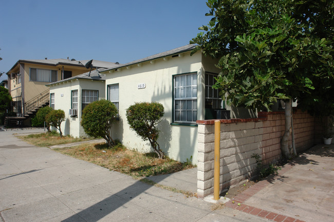 4617 Eagle Rock Blvd in Los Angeles, CA - Foto de edificio - Building Photo