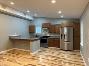 1602 Wilson Rd in Norfolk, VA - Foto de edificio - Building Photo