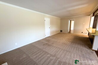 1748 Los Altos Dr in San Mateo, CA - Building Photo - Building Photo