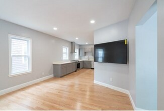 40 Creighton St in Cambridge, MA - Building Photo - Building Photo