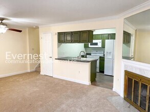 12135 Salemtown Dr in Woodbridge, VA - Building Photo - Building Photo