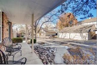 7152 E Briarwood Cir in Centennial, CO - Foto de edificio - Building Photo