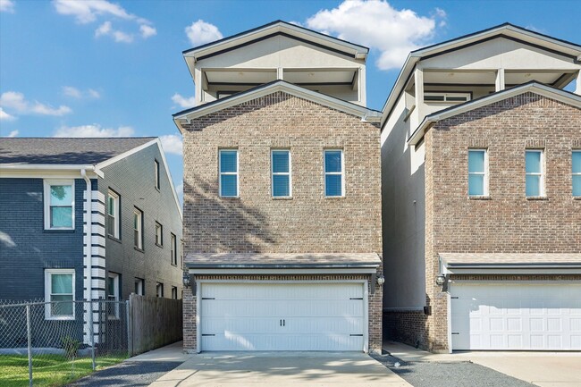 property at 2807 Wichita St