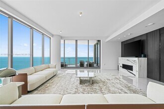 17975 Collins Ave in Sunny Isles Beach, FL - Building Photo - Building Photo