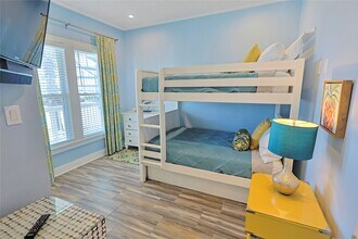 2610 Ave Q 1/2 in Galveston, TX - Building Photo - Building Photo