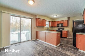 2722 Hardwood Ave in Lancaster, OH - Building Photo - Building Photo