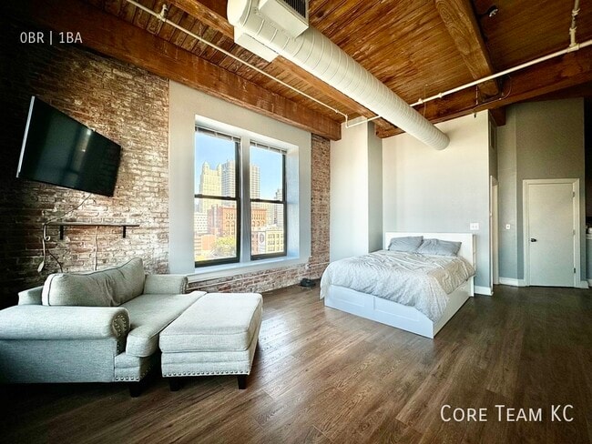 property at 308 W 8th St