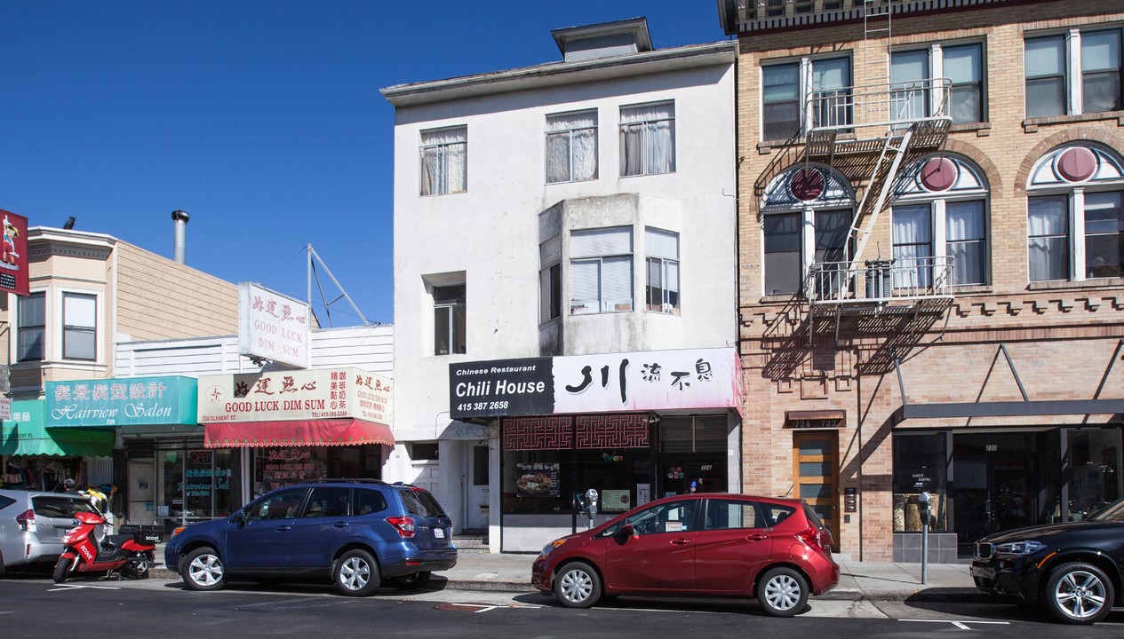 726-728 Clement St in San Francisco, CA - Building Photo