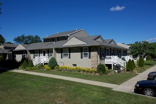 Fairfield Connetquot Apartments