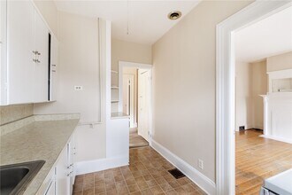 18 Vick Park B in Rochester, NY - Building Photo - Building Photo