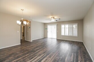 1283 S Anvil Pl in Chandler, AZ - Foto de edificio - Building Photo