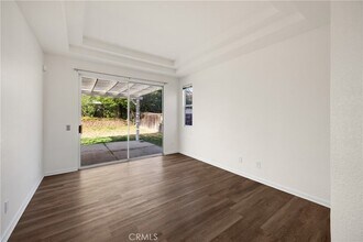 27472 Swallow Ct in Temecula, CA - Building Photo - Building Photo