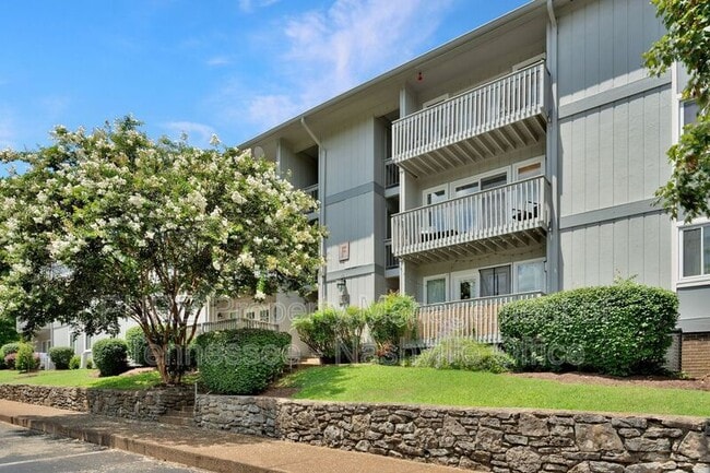 property at 21 Vaughns Gap Rd