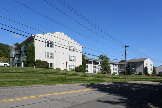 Cambridge Square Apartments