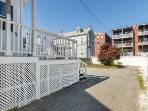 552 E 7th St, Unit 2 in Boston, MA - Building Photo - Building Photo