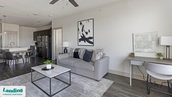10550 N Central Expy, Unit 347 in Dallas, TX - Building Photo
