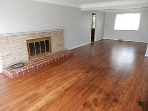 4384 Yakima Ct in Cincinnati, OH - Foto de edificio - Building Photo